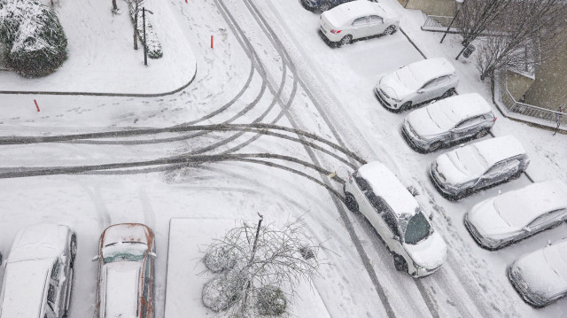 Istanbul in White: Schools Closed Tomorrow Du...