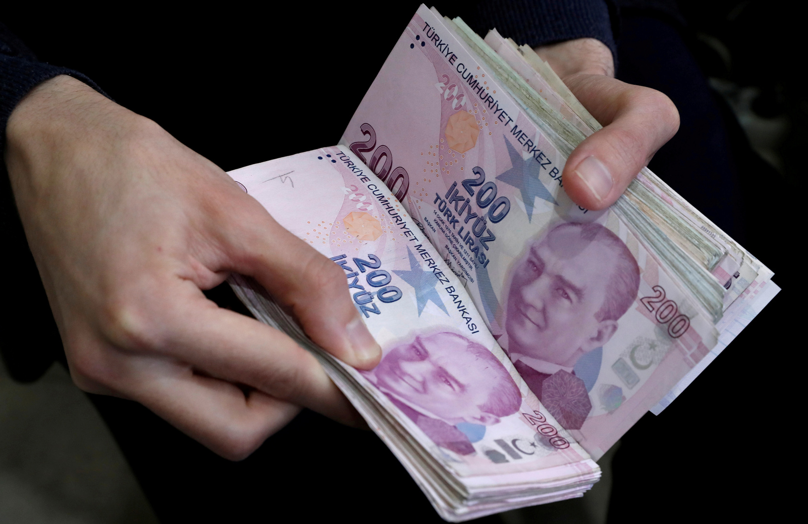 حساب الادخار في تركيا: طريقك الذكي نحو مستقبل...