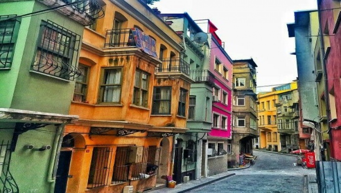 حيّ بلاط الشهير … رحلة إلى أكثر أحياء إسطنبول...