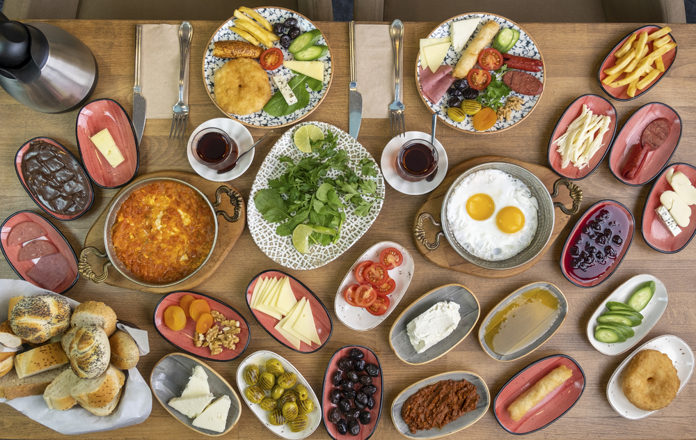 الفطار التركي يتربع على عرش قائمة "أفضل 100 ف...