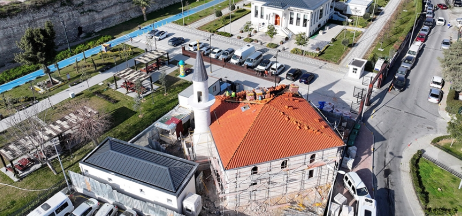 Discovery of 26 historical mosque sites in th...